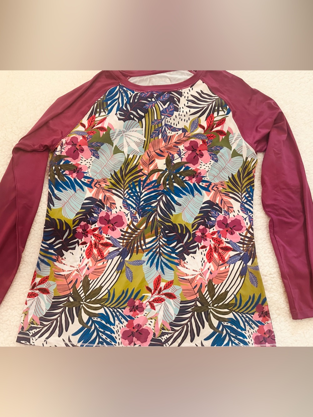 NWOT Reel Legends UV protective rash guard top